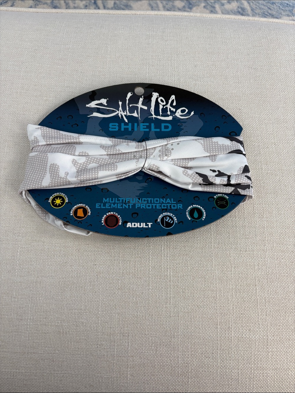 Men’s/Women’s Salt Life Neck Shield. New in original packaging. Retail 20.00